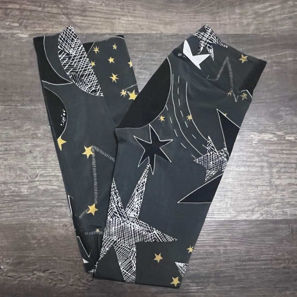 FINAL PRICE Beyond Yoga Galaxy Leggings - Picture 2 of 8
